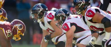 NFL players facing off